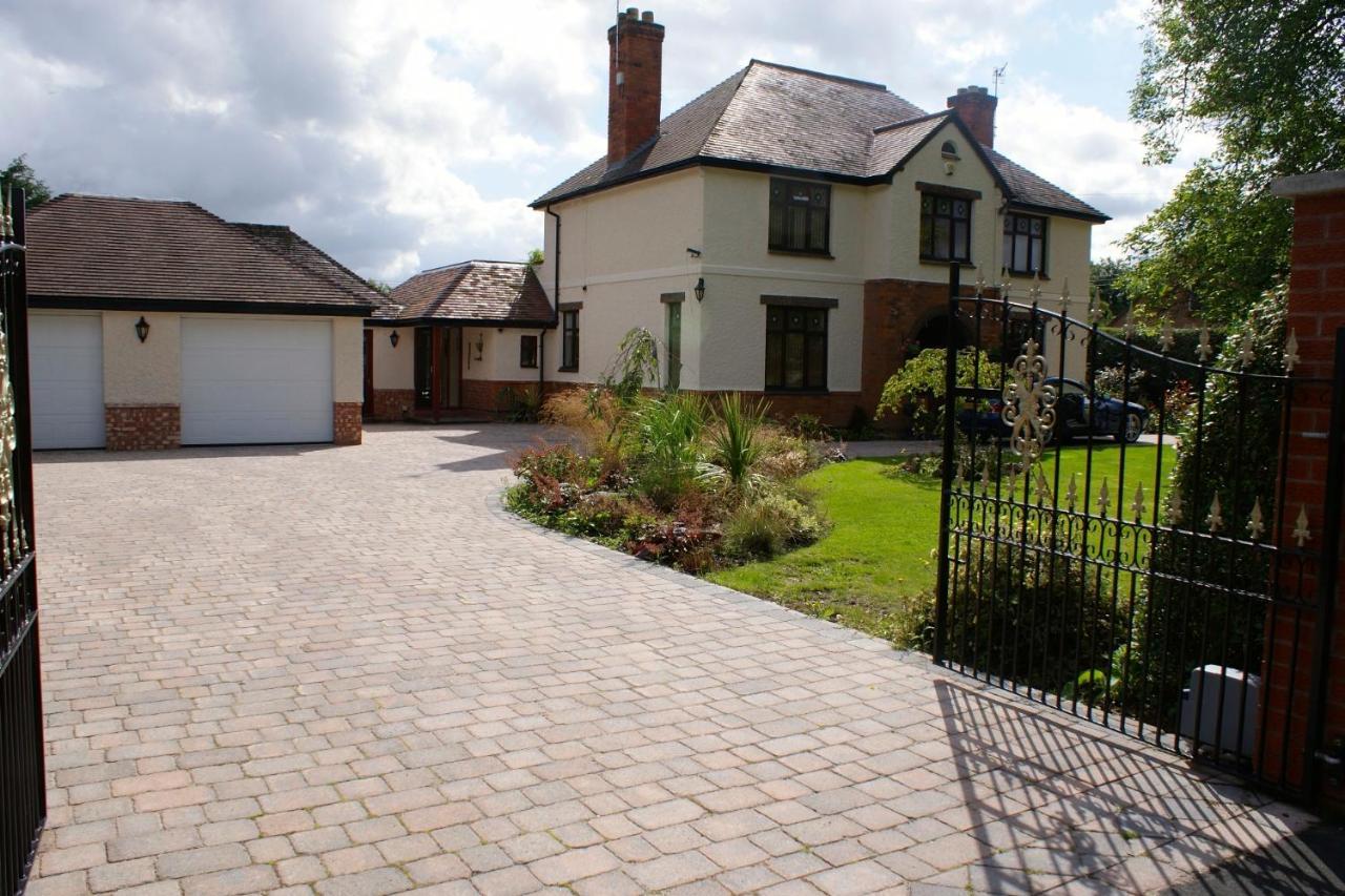 Orchard Side Bed And Breakfast Hanley Swan Exterior photo
