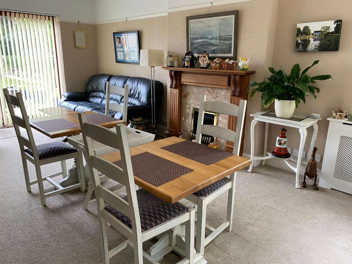 Orchard Side Bed And Breakfast Hanley Swan Exterior photo