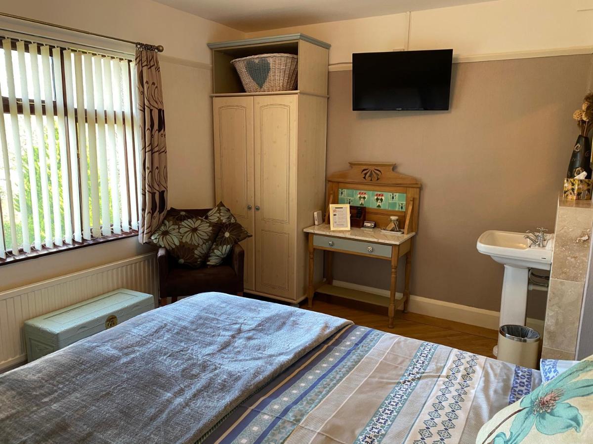 Orchard Side Bed And Breakfast Hanley Swan Exterior photo