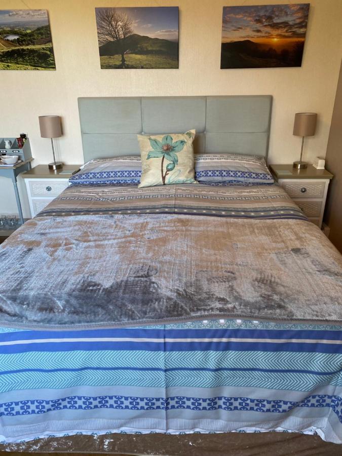 Orchard Side Bed And Breakfast Hanley Swan Exterior photo